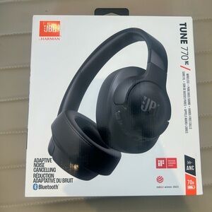 JBL Tune 770NC Wireless Black Headphones